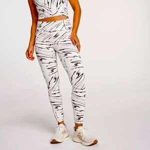 CALIA Women's Inspire High Rise 7/8 Legging Dance neutral sz S exercise workout